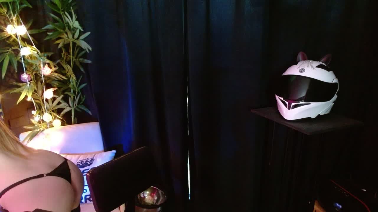 -AfricaYa- Adult Chat October 1, 2025