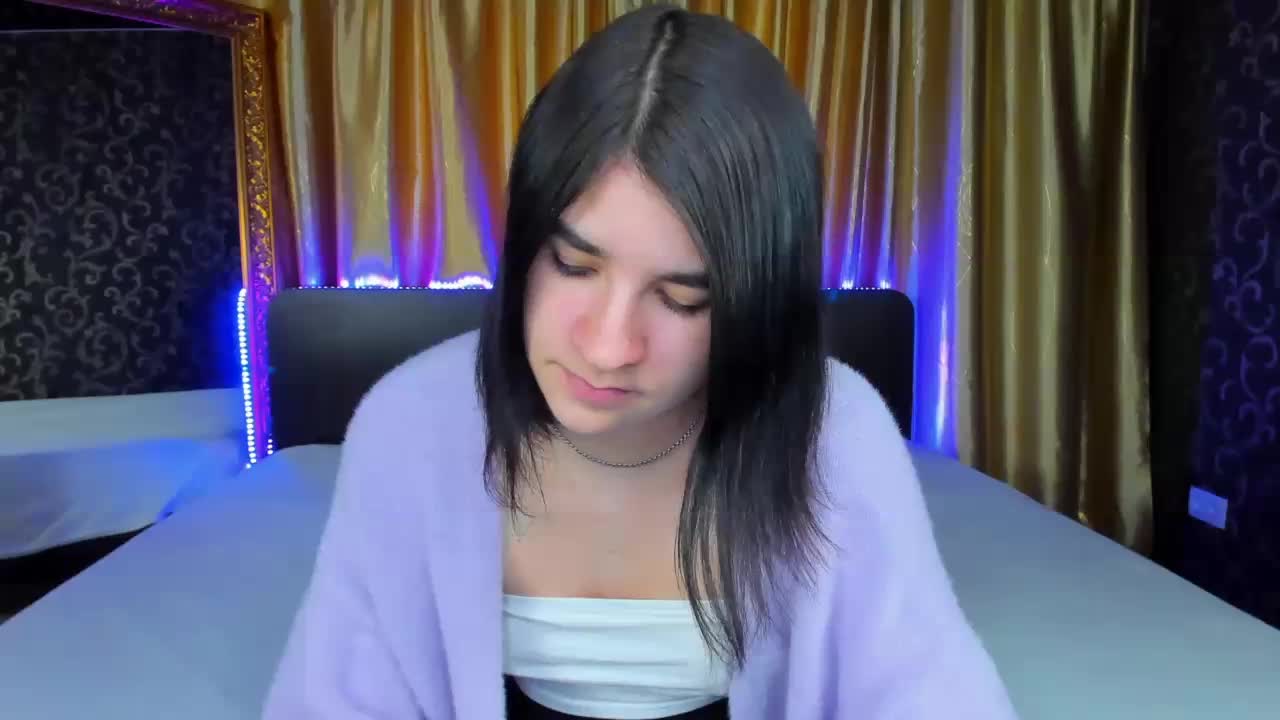 Polly-Love Adult Chat October 1, 2025