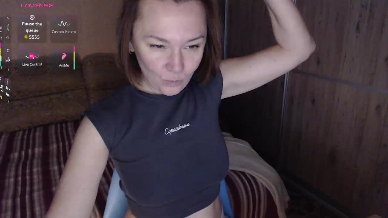 Julia99 Adult Chat October 1, 2025