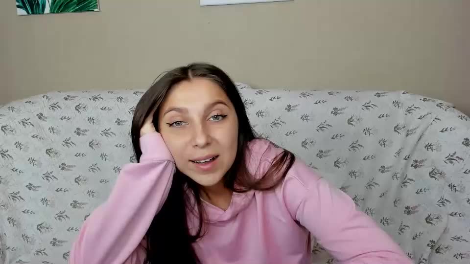 sinthiahug Adult Chat October 1, 2025