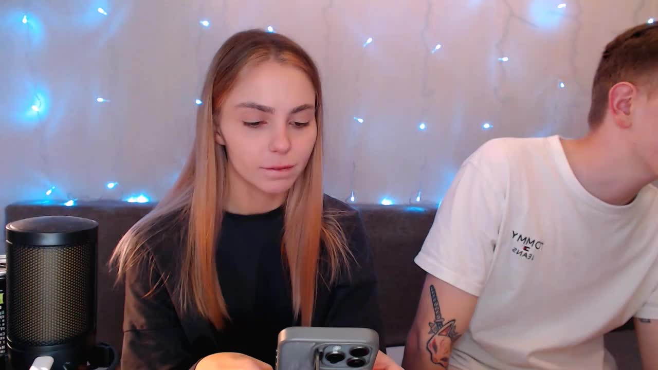 juliaanddima Adult Chat October 1, 2025