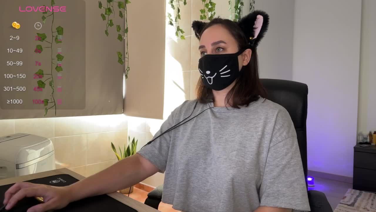 YourSweetPeach Adult Chat October 1, 2025