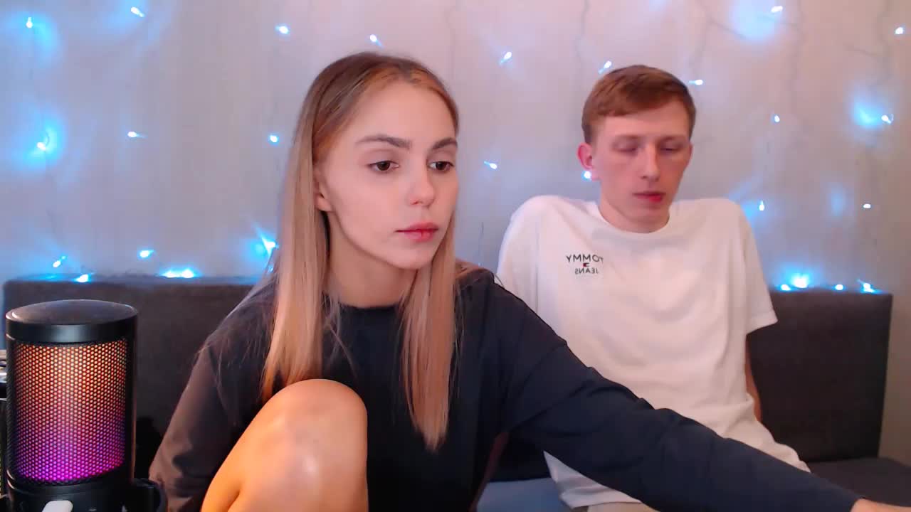 juliaanddima Adult Chat October 1, 2025