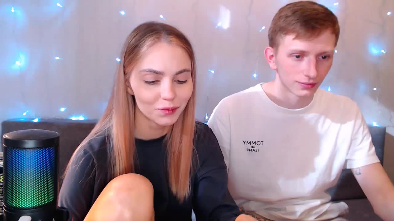 juliaanddima Adult Chat October 1, 2025