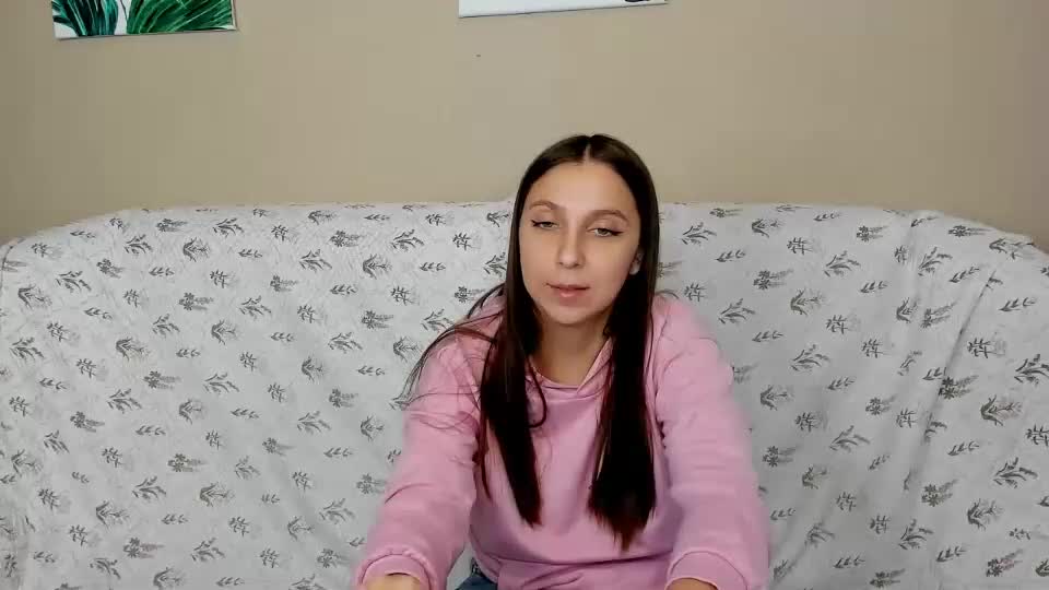 sinthiahug Adult Chat October 1, 2025