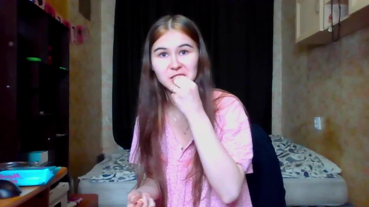 littleowlx Adult Chat October 2, 2025