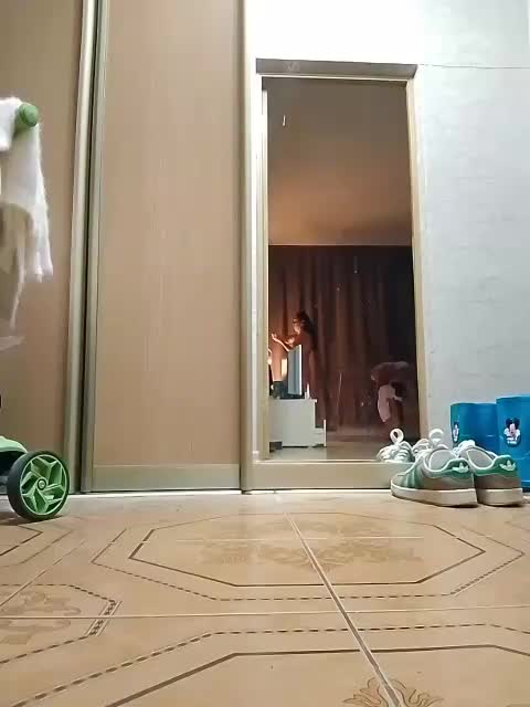 KONFETKAA-1 Adult Chat October 2, 2025