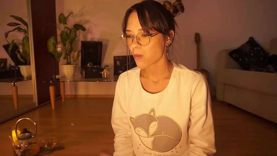 elly_fry Adult Chat October 1, 2025