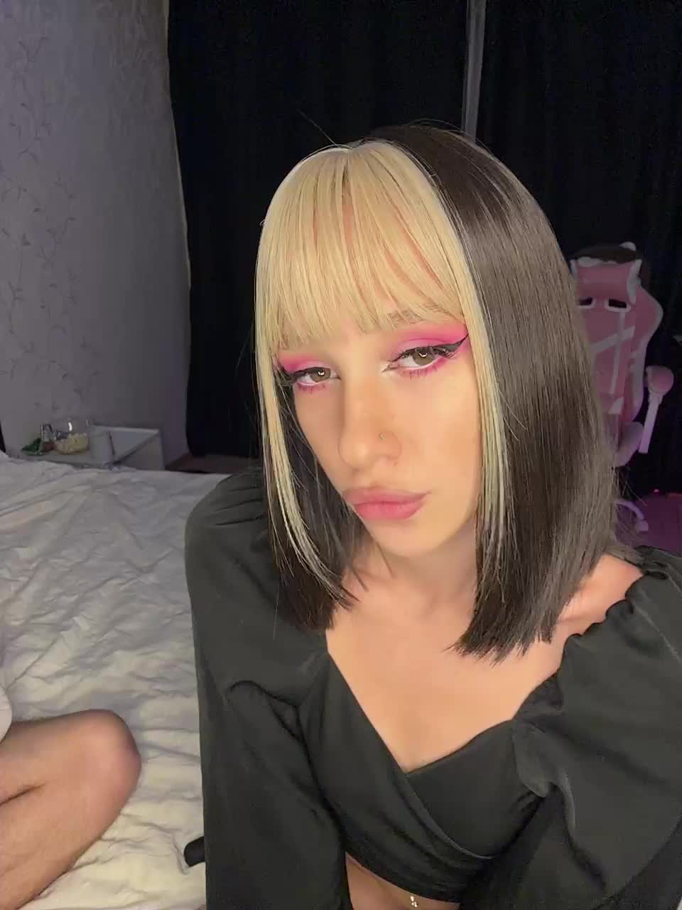 millemimi Adult Chat October 2, 2025