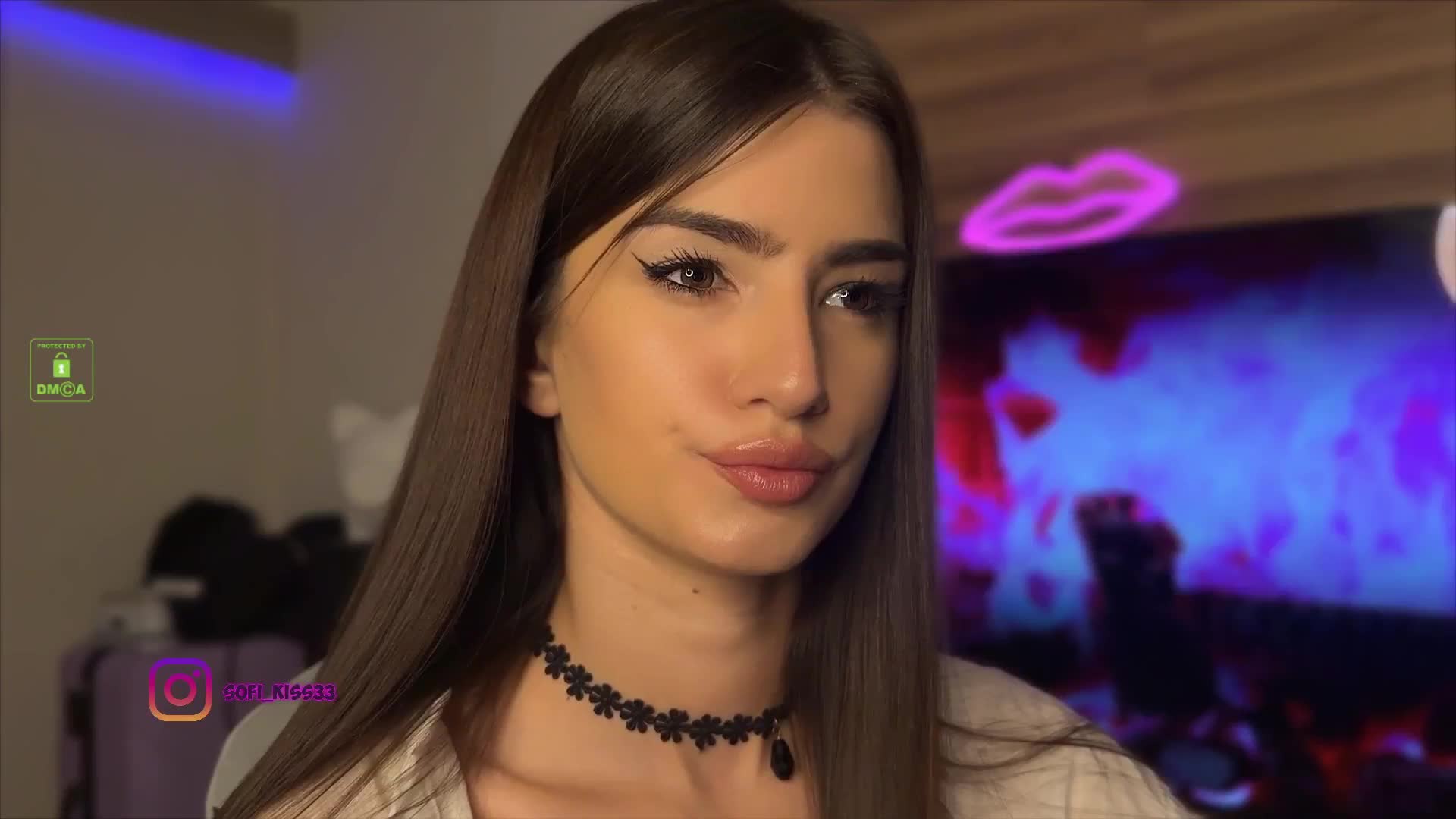 Sofi-Mi Adult Chat October 2, 2025