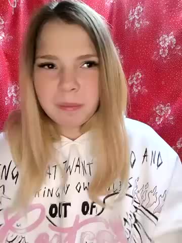 Zuli_Kiska Adult Chat October 2, 2025