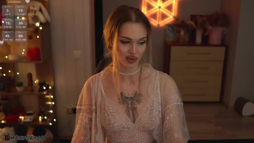 ManiFreyja Adult Chat October 1, 2025