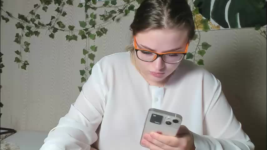 seductive_she_wolf Adult Chat October 2, 2025