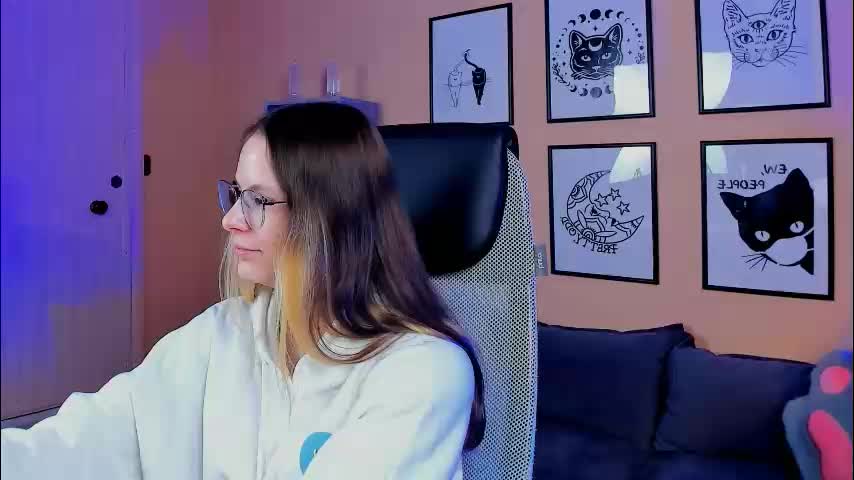 carrie_roses Adult Chat October 2, 2025