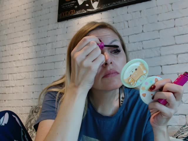 Angel_girllovemy Adult Chat October 2, 2025