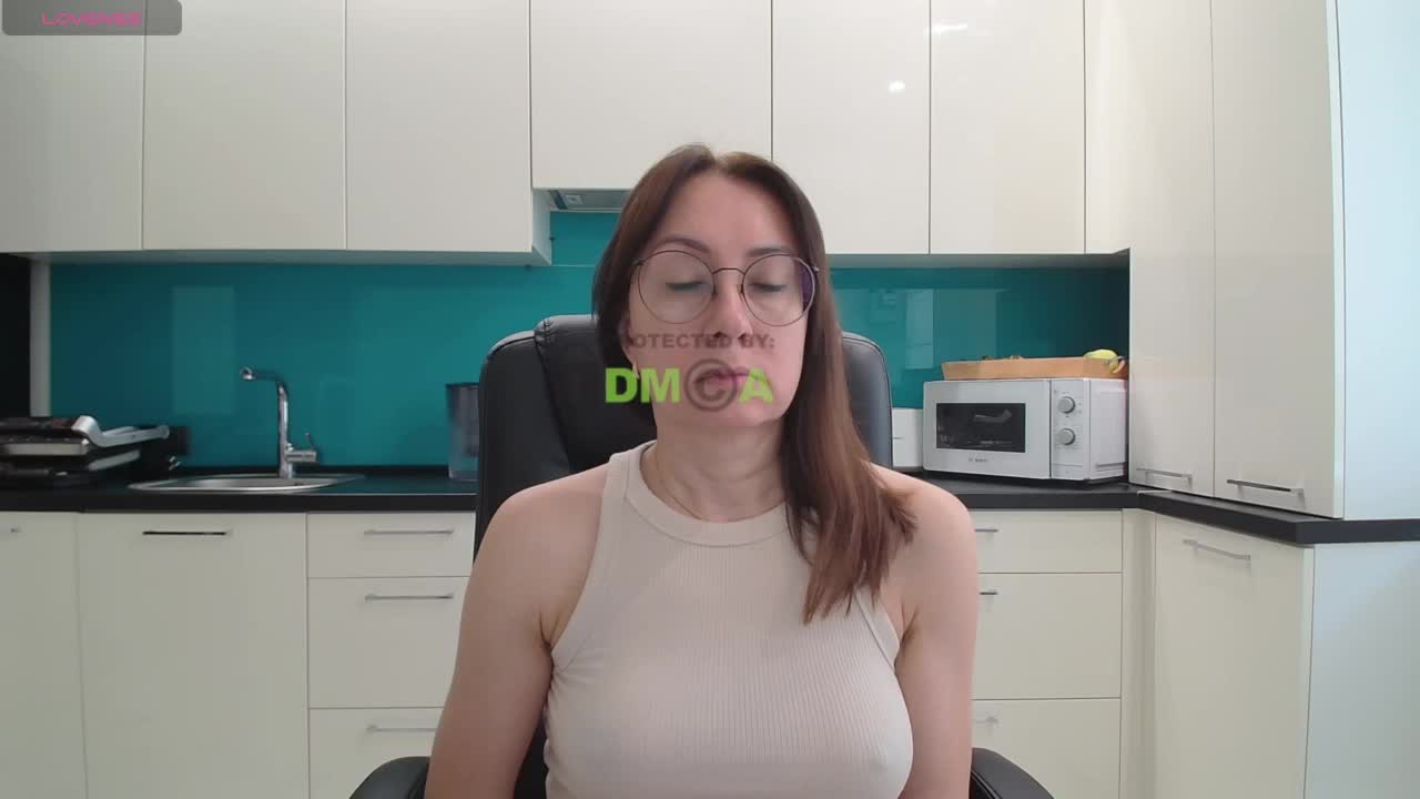 Valerianice Adult Chat October 2, 2025