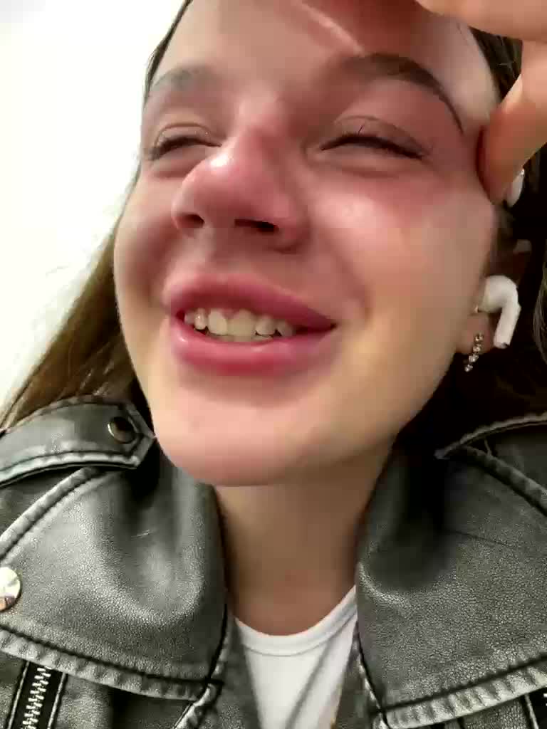 Rosalinelov Adult Chat October 2, 2025