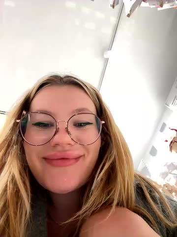 justmilaa Adult Chat October 2, 2025