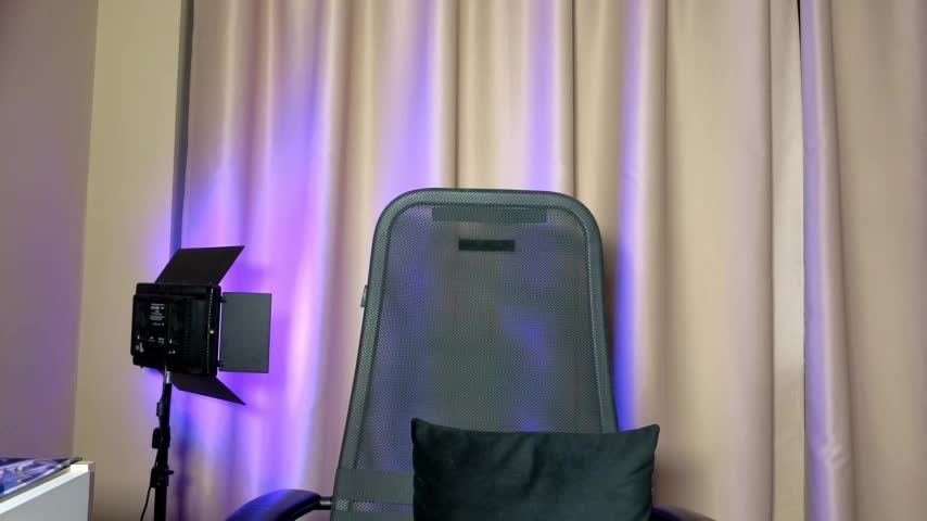 AmyLeeplay Adult Chat October 2, 2025