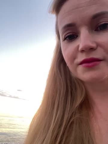 Lady__Maria Adult Chat October 2, 2025