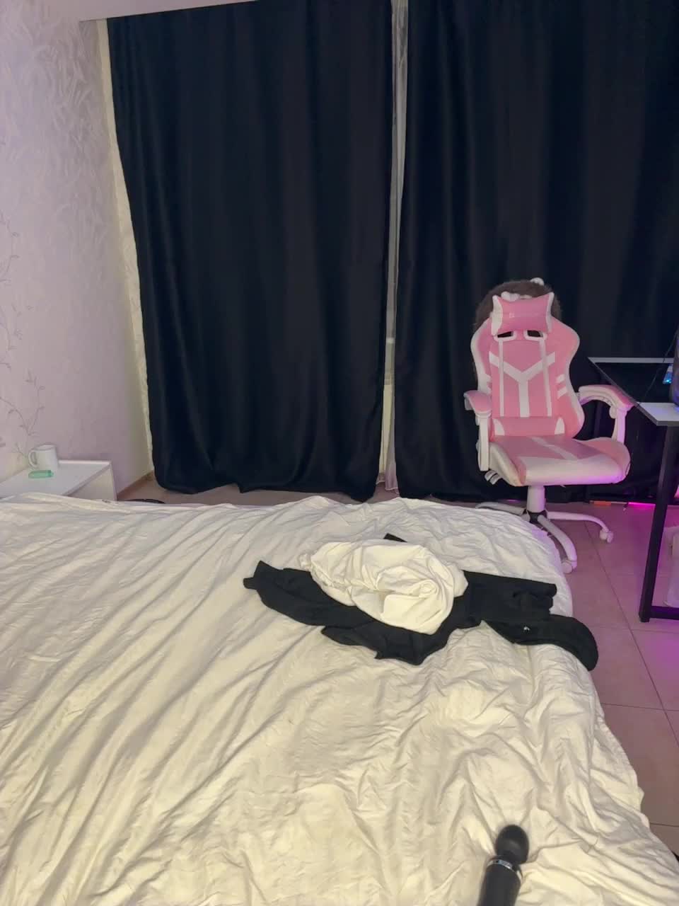 millemimi Adult Chat October 2, 2025