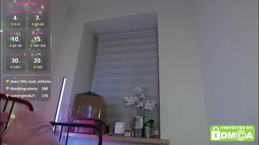 roxxxie_reid Adult Chat October 3, 2025