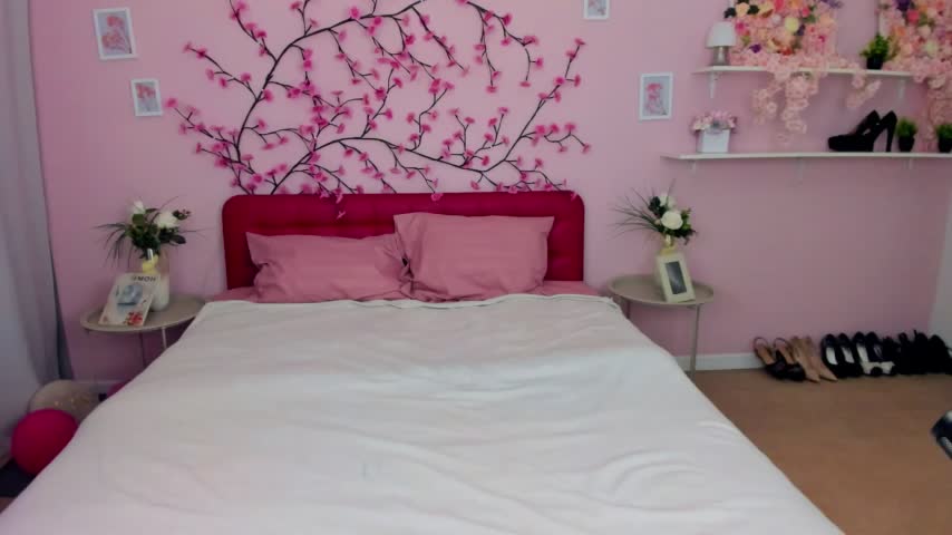 EmmaOlsen4u Adult Chat October 2, 2025