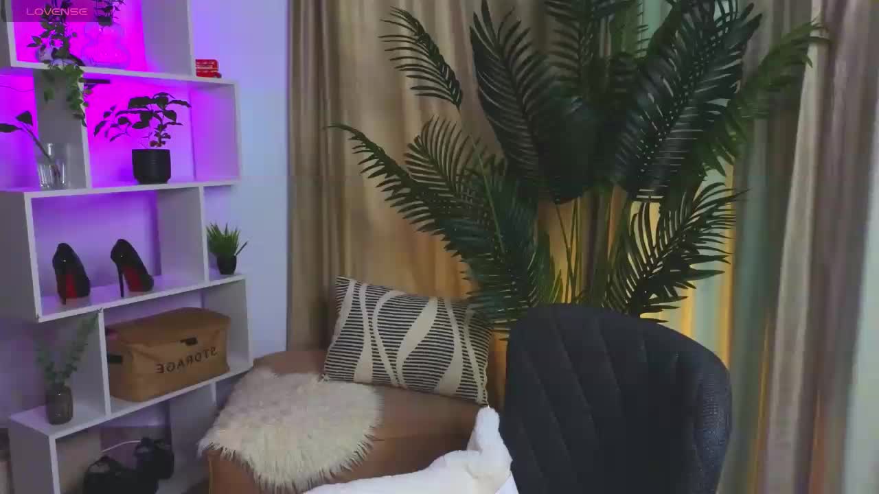 Lina-hill Adult Chat October 2, 2025