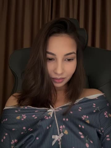 -Icce- Adult Chat October 3, 2025