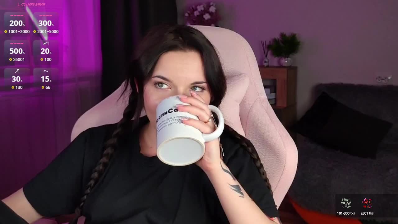 Lady-shy Adult Chat October 3, 2025