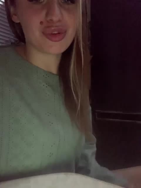 Polichkaaaa Adult Chat October 3, 2025