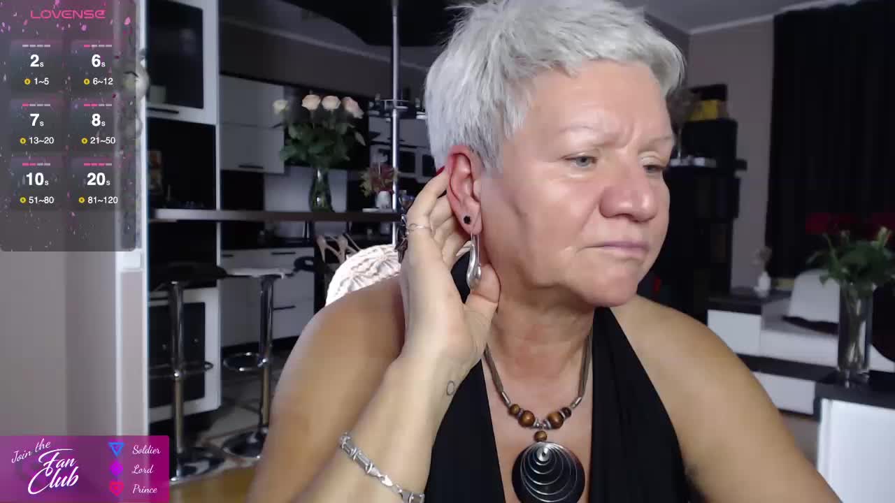 roxana-brooks Adult Chat October 3, 2025