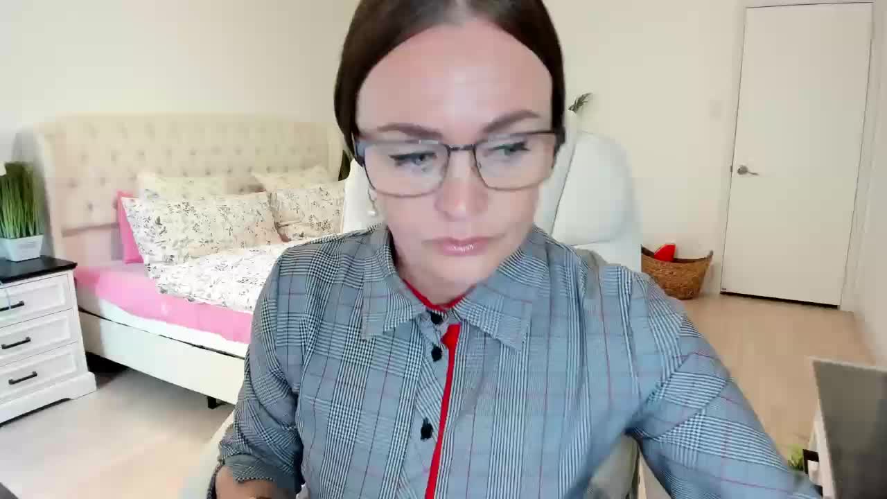 -Michelle- Adult Chat October 3, 2025