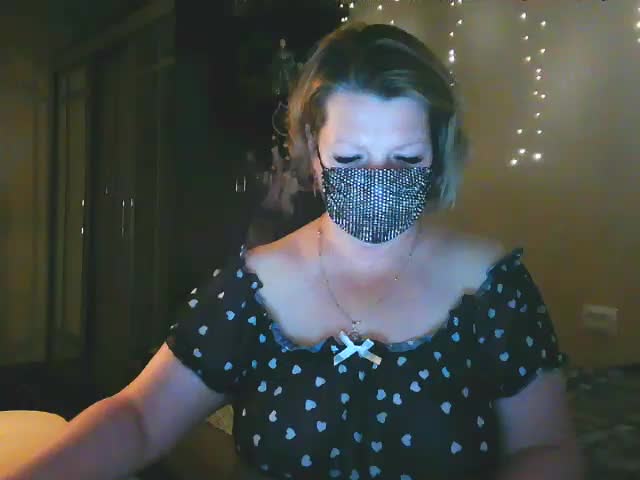 MsYummy Adult Chat October 3, 2025