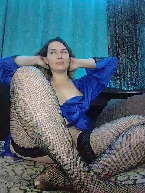 -w4me-- Adult Chat October 3, 2025