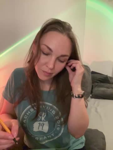 Alisasqrl Adult Chat October 3, 2025