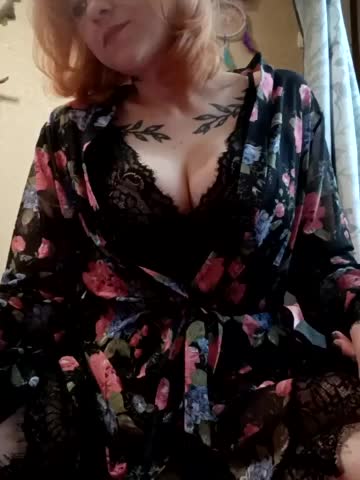 --Mari-- Adult Chat October 3, 2025