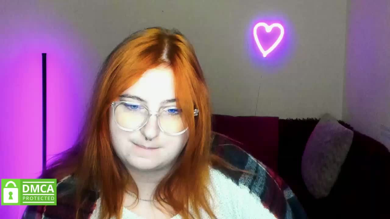 Aliciaredluv Adult Chat October 3, 2025