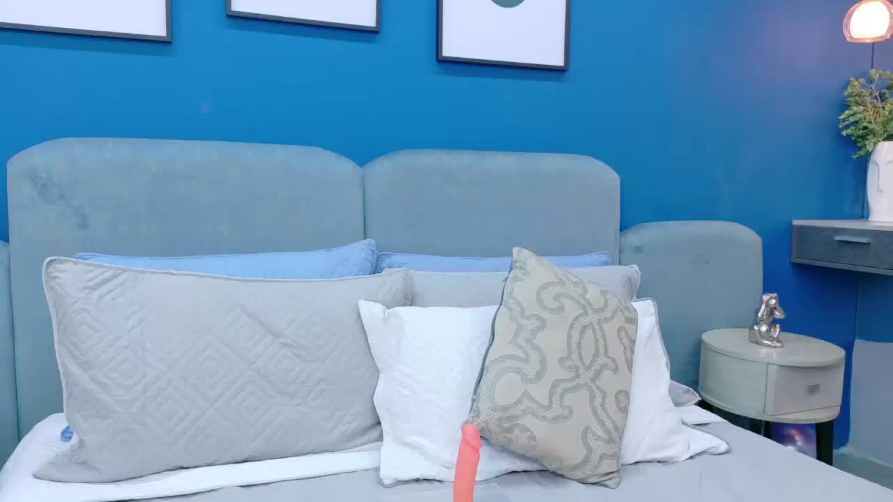 Liss-Bunny Adult Chat October 3, 2025