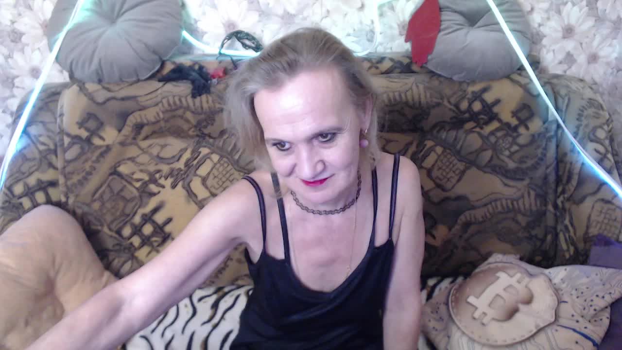 miss-bekker23 Adult Chat October 3, 2025