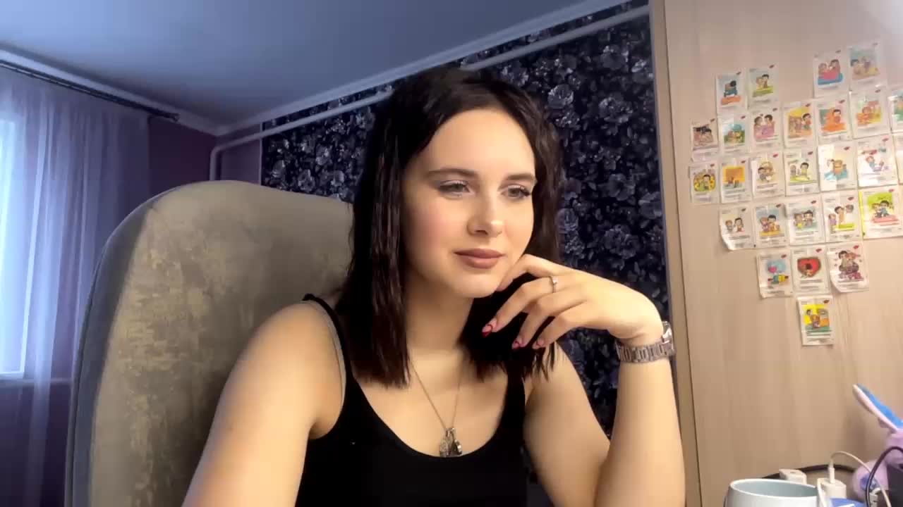 CANDY-LIPS-GIRL Adult Chat October 3, 2025