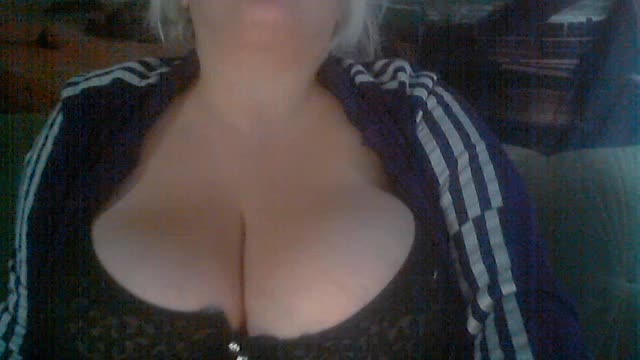 DianaCream Adult Chat October 3, 2025