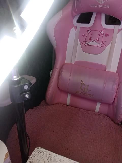 ariel_borsch Adult Chat October 3, 2025