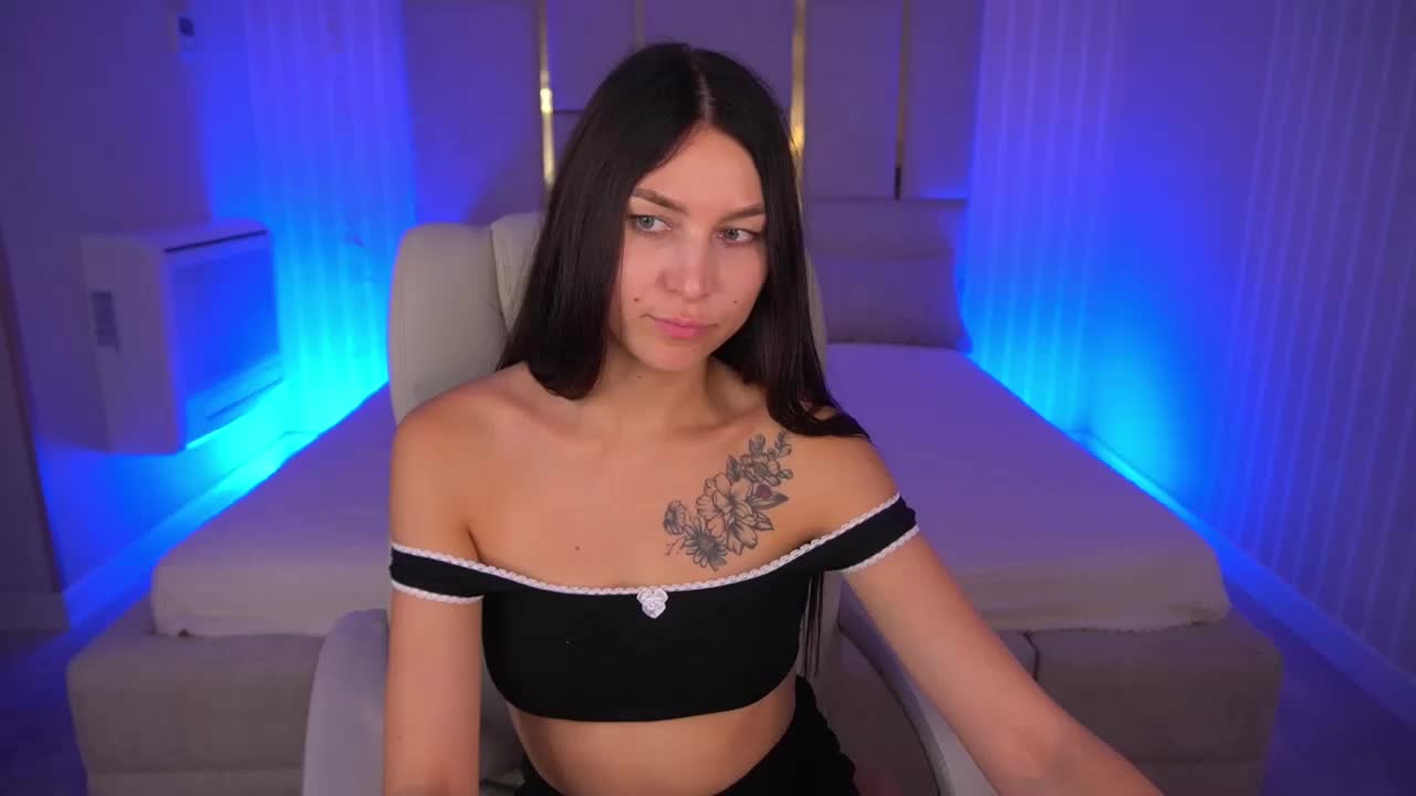 EliseVelour Adult Chat October 3, 2025