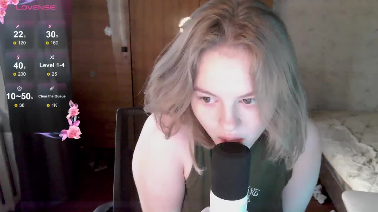 Kitty-Rain Adult Chat October 3, 2025