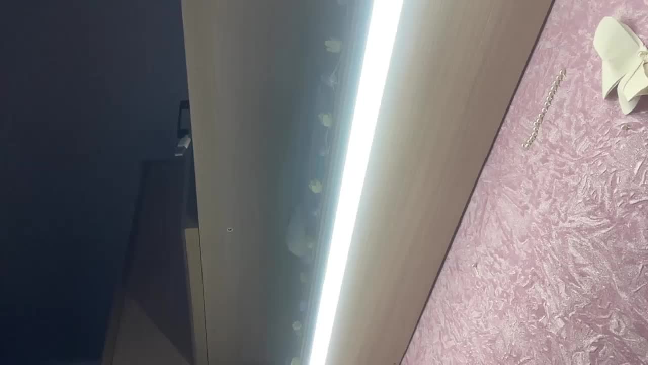 CANDY-LIPS-GIRL Adult Chat October 3, 2025