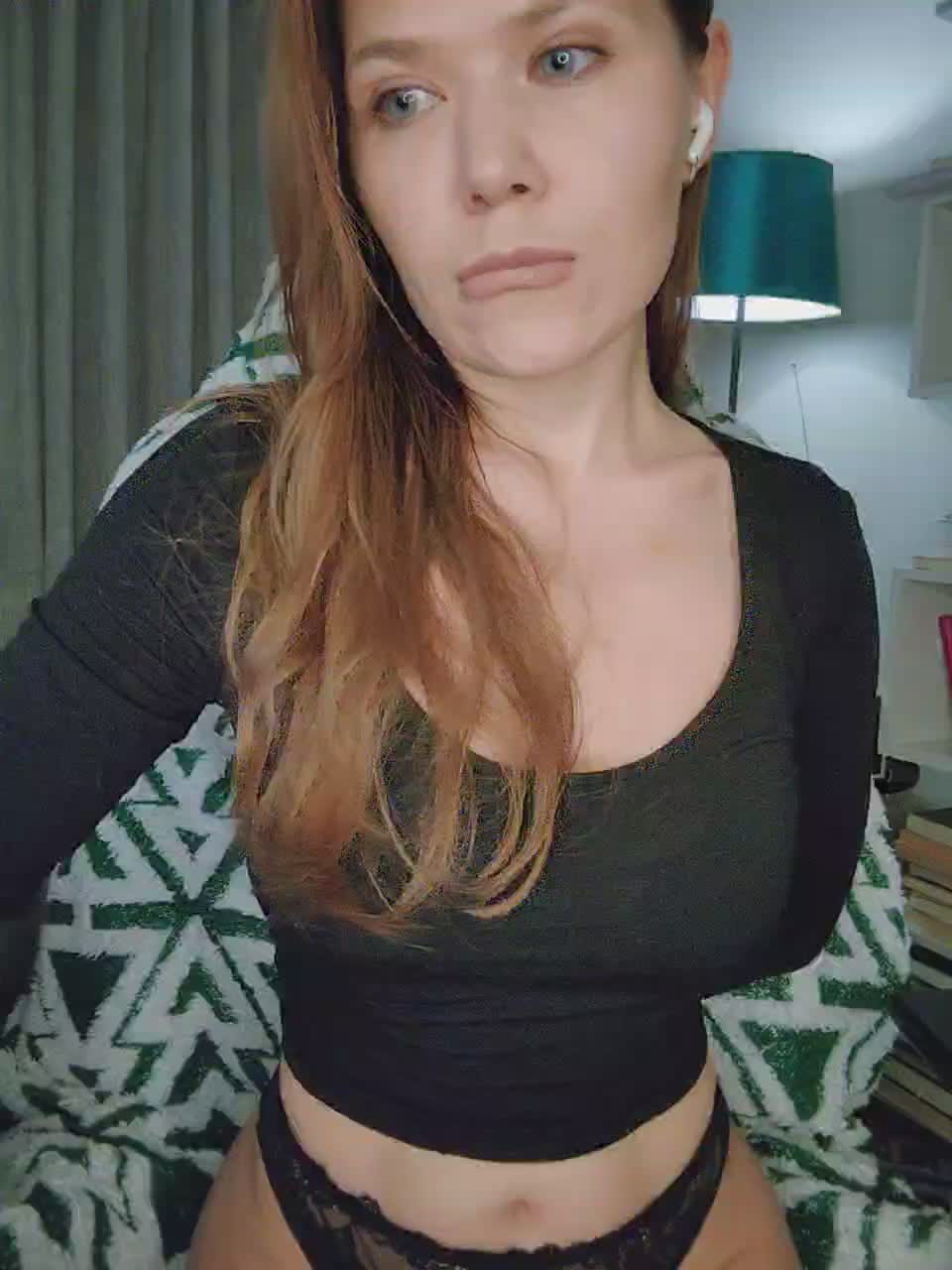 MyLittlegi Adult Chat October 3, 2025