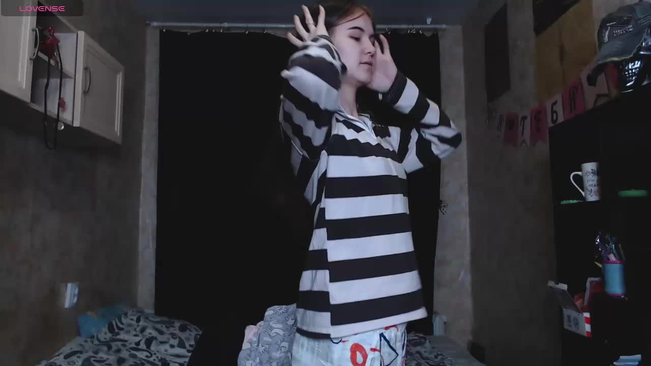 littleowlx Adult Chat October 4, 2025