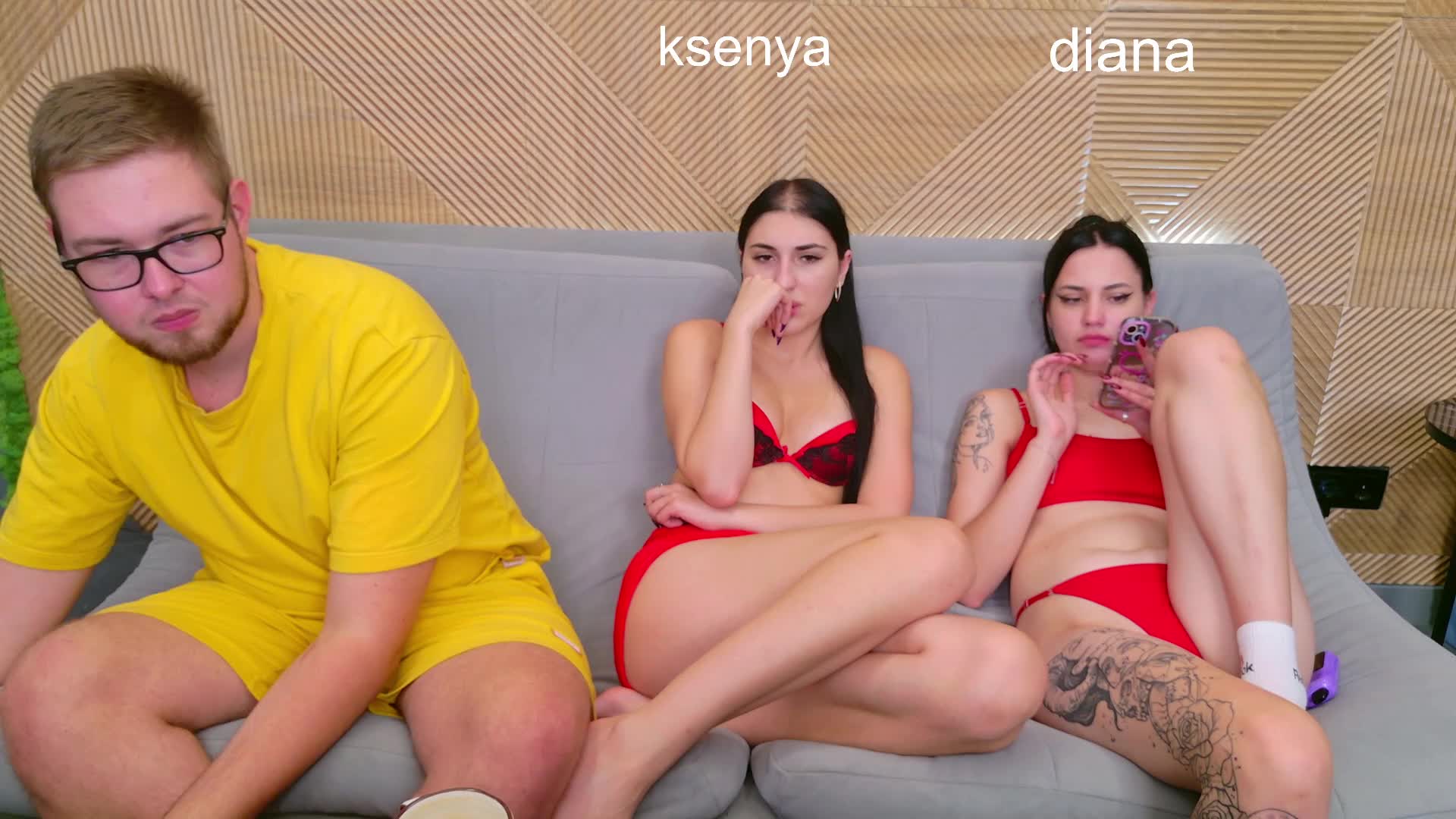 WebcamSlut Adult Chat October 4, 2025