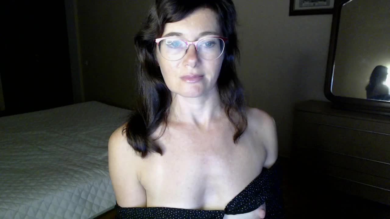 Viorica Adult Chat October 4, 2025